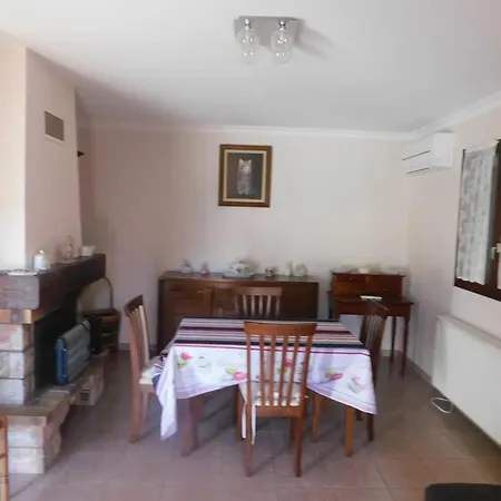 Prázdninový dům Maison Charmante A Avec Jardin Clos Et Barbecue Sorède